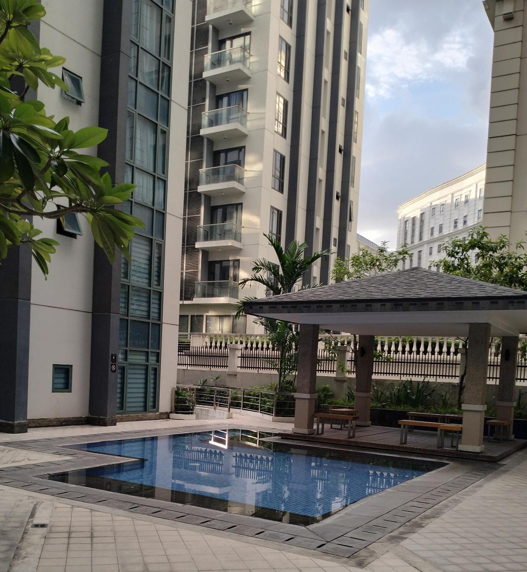 Palmtree Villas Two Condotel Near Airport Pasay Exterior foto